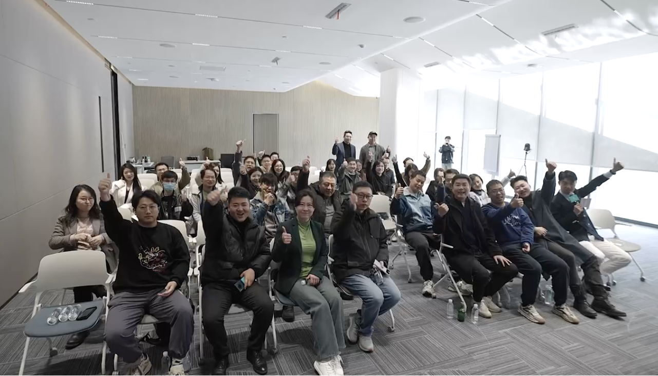 入行365 X 硅智未来